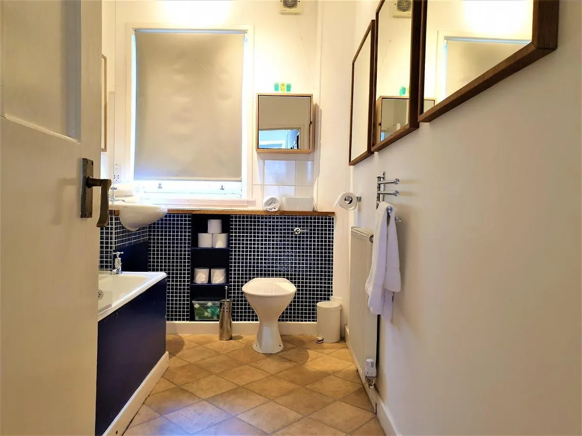 Apartamento Canongate - Spacious And Historic 2 Bed Flat On Royal Mile Edimburgo