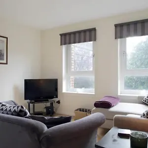 Pass The Keys Cosy And Bright 2 Beds Flat With - Free Parking Edinburgh
